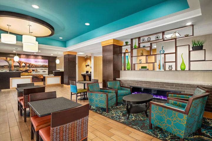 Hotel Interior 4 of 29