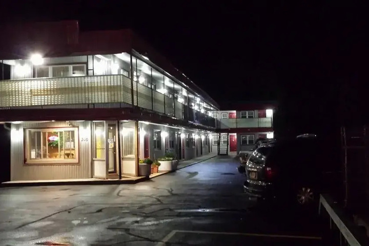 HAPPY JOURNEY MOTEL