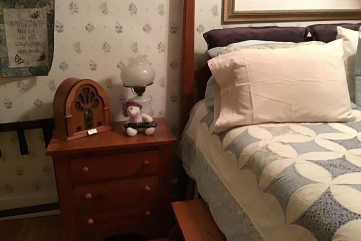 Room 62 of 76