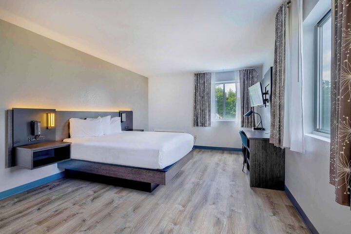 Room 12 of 26