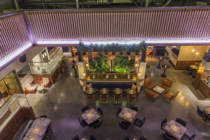 Dining 95 of 130