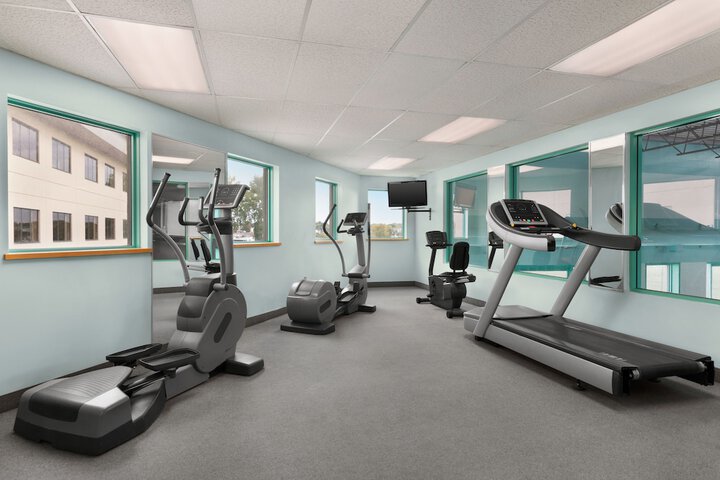 Ramada by Wyndham Belleville Harbourview Conference Centre