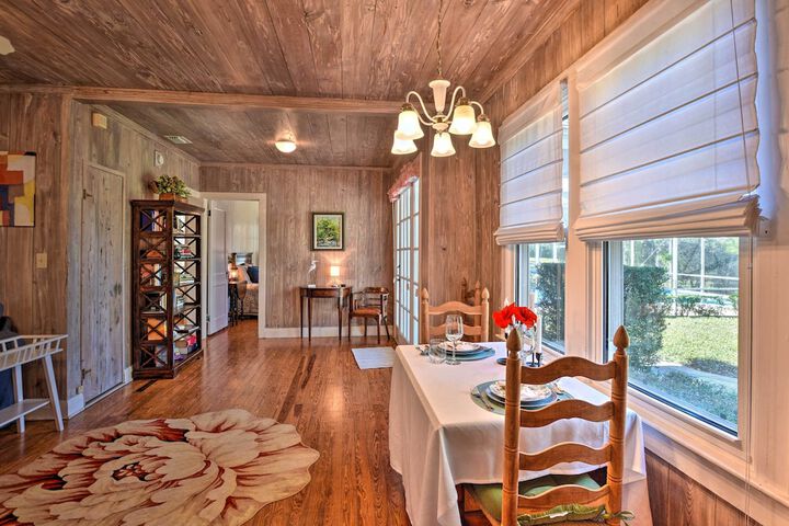 Cottage w / Private Pool - Walk to Lake Wales!