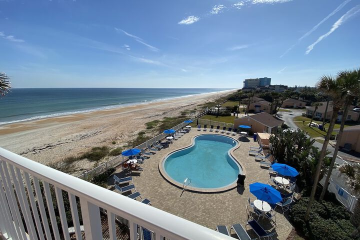 Coral Sands Inn