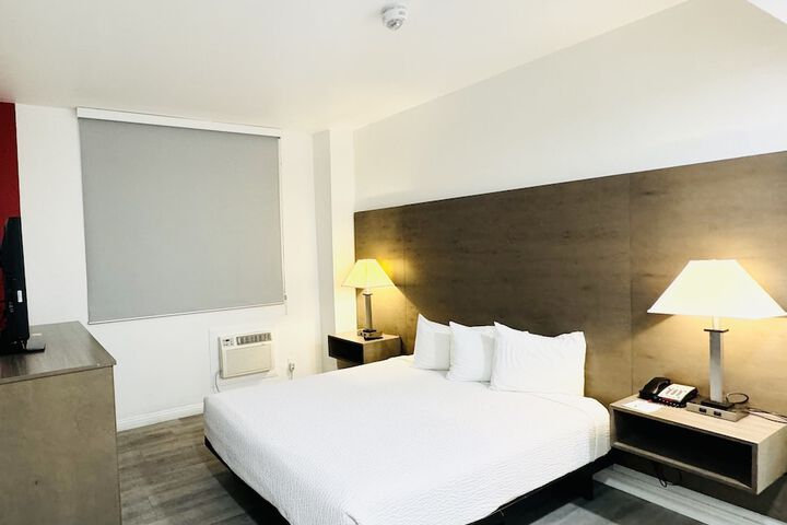 Room 30 of 92