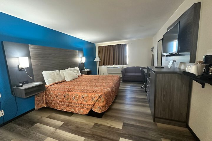 Room 17 of 59