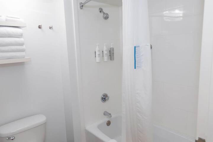 Hampton Inn Madison Huntsville Airport
