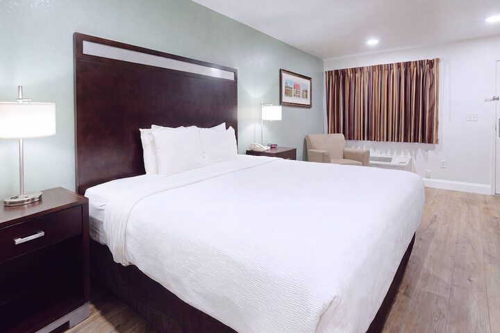 Quality Inn Holbrook near Petrified Forest
