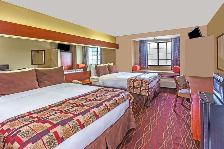 Room 7 of 15