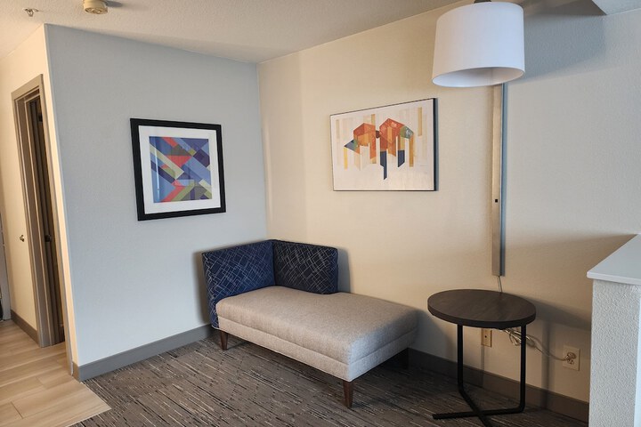 Holiday Inn Express Portland East - Troutdale by IHG