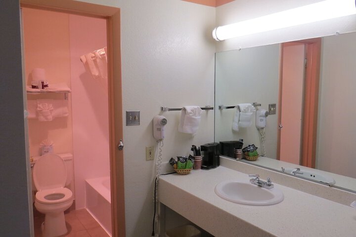 Room 35 of 87