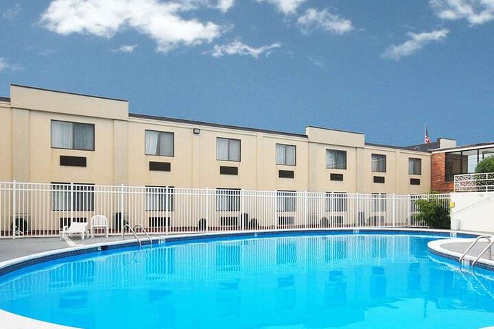 Pool 4 of 31