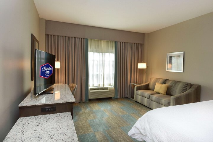 Room 20 of 46