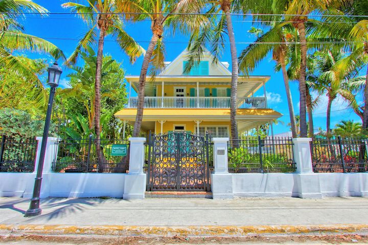 Southernmost House - Adult Exclusive