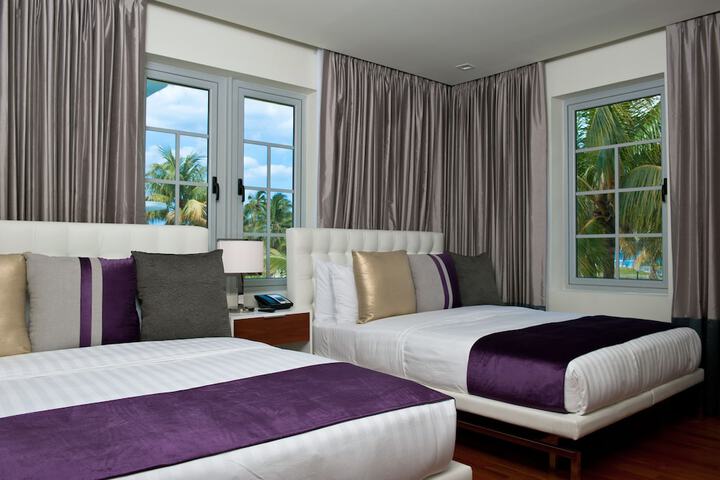 Room 40 of 72