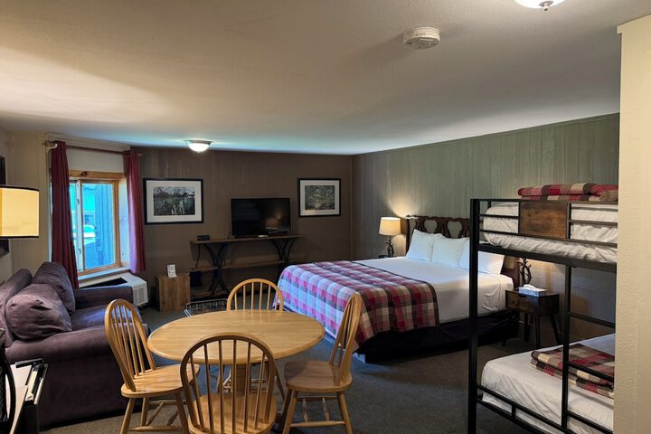 Northern Lights Lodge