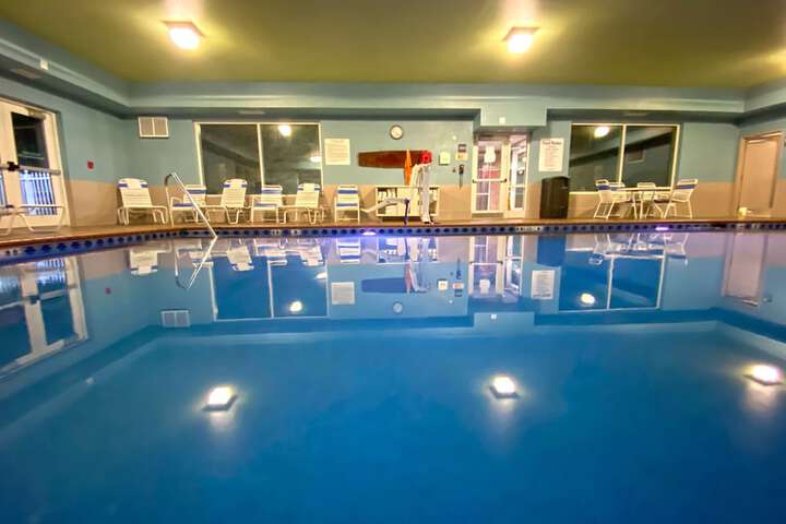 Holiday Inn Express & Suites Somerset Central by IHG