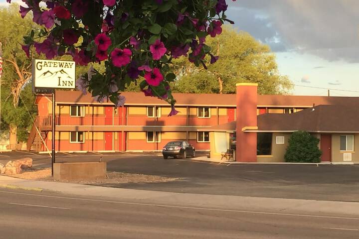 Gateway Inn