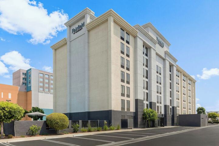 Fairfield Inn & Suites Anaheim North / Buena Park.