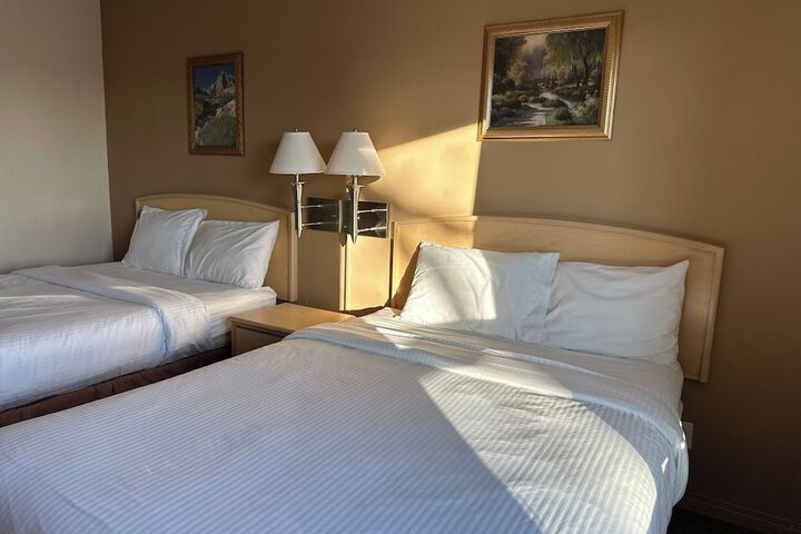 Room 9 of 17
