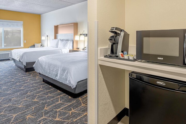 Holiday Inn & Suites Wausau-Rothschild by IHG