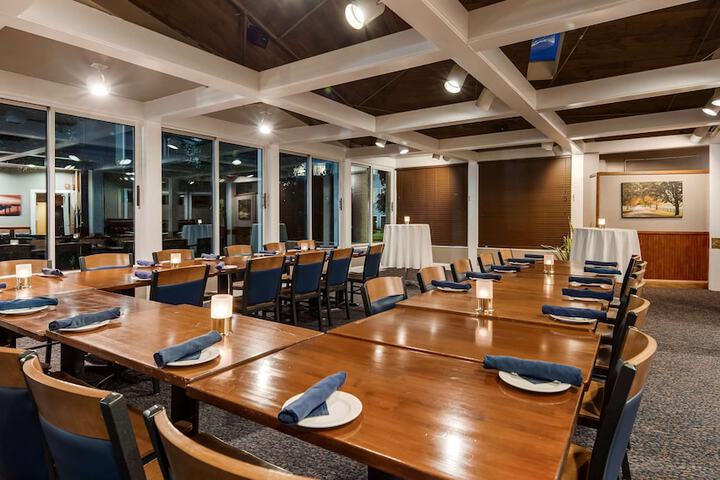 Best Western Plus Windjammer Inn & Conference Center