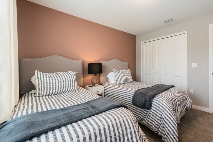 Room 4 of 22