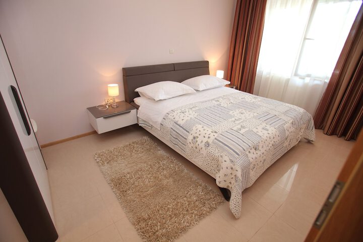 Room 9 of 59