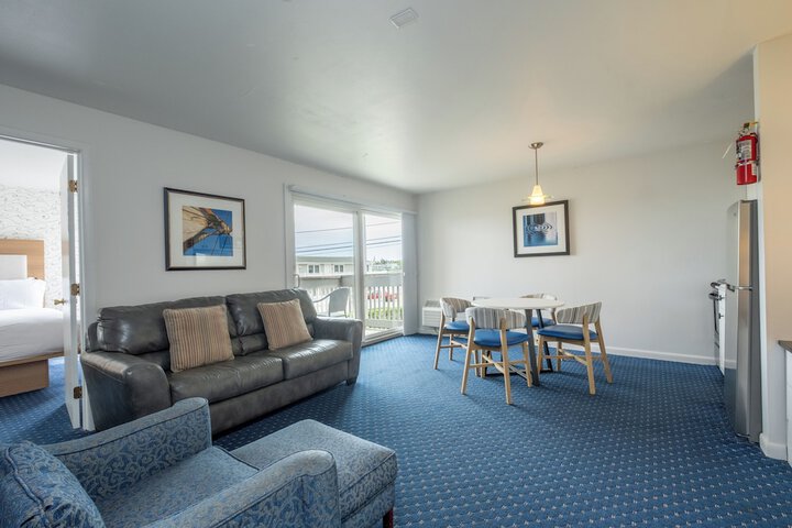 Aspinquid Resort