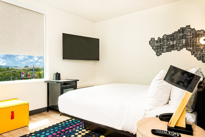 Aloft by Marriott Knoxville West
