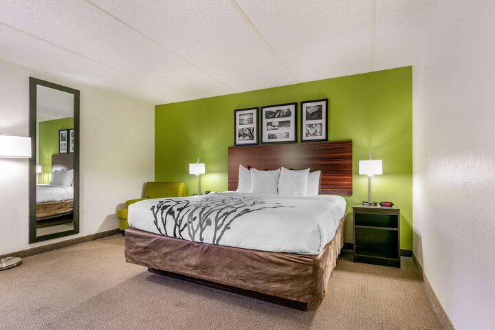 Room 20 of 43