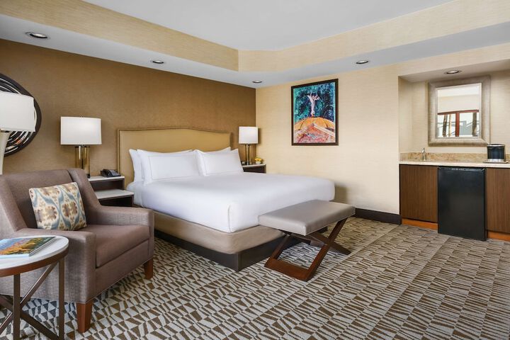 Room 46 of 75