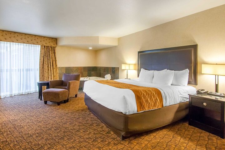Comfort Inn & Suites Lincoln City