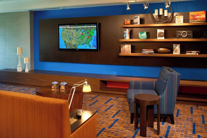 Courtyard by Marriott Toledo Rossford / Perrysburg