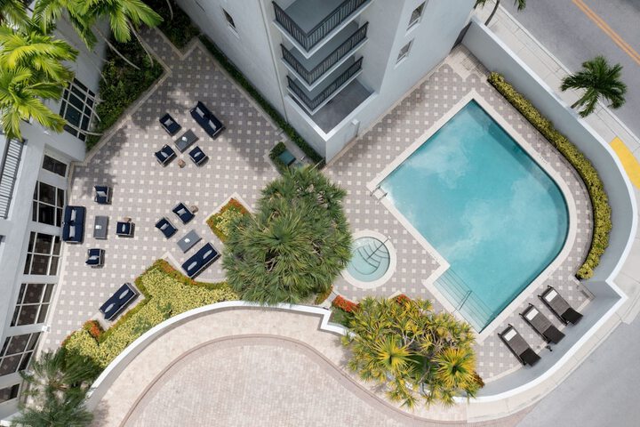 Pool 8 of 35