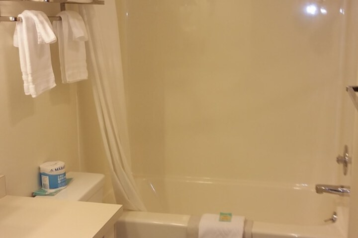 Room 13 of 41