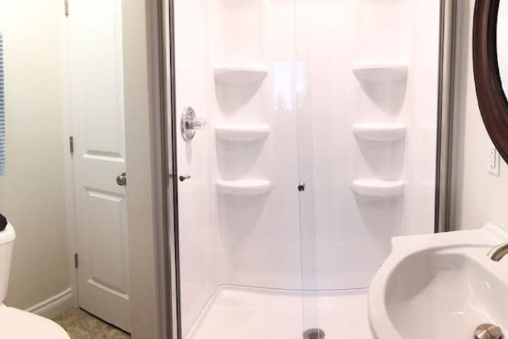 Room 15 of 23