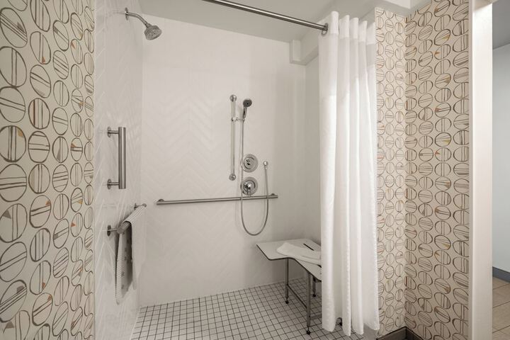 Holiday Inn Ontario by IHG