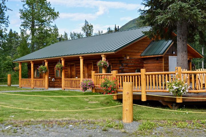 Summit Lake Lodge
