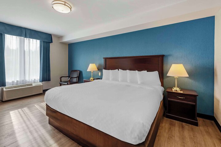 Room 22 of 40