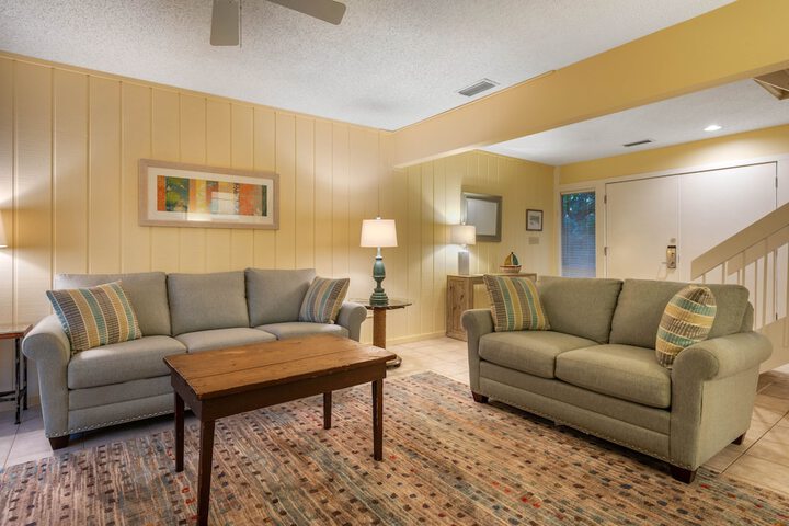 Room 100 of 179