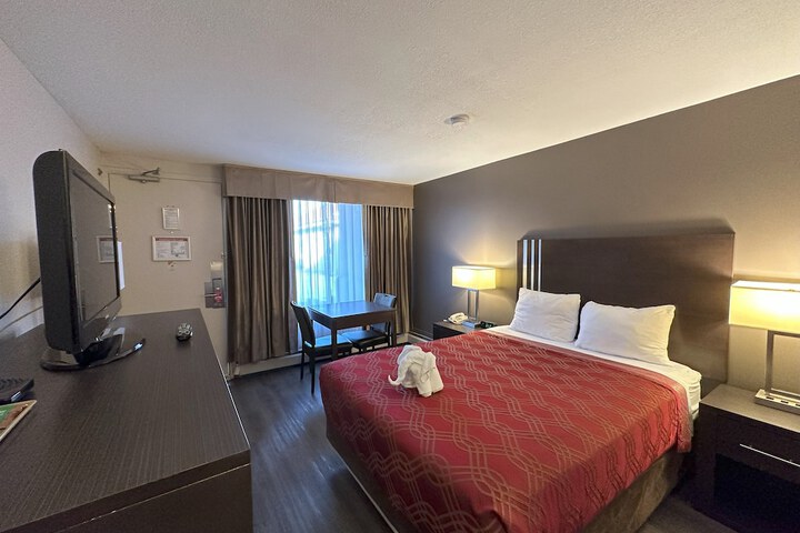 Room 47 of 62