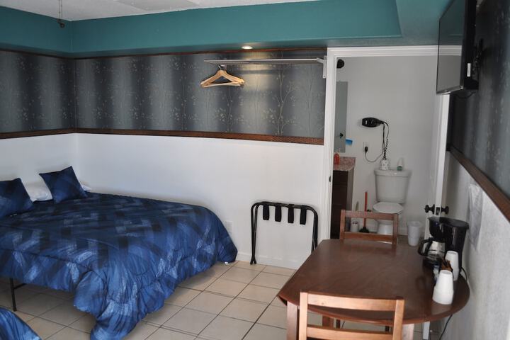 Room 70 of 124