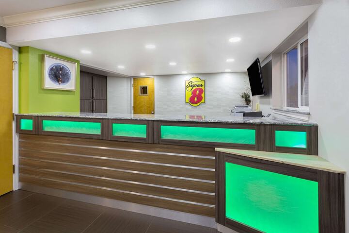 Hotel Interior 4 of 21