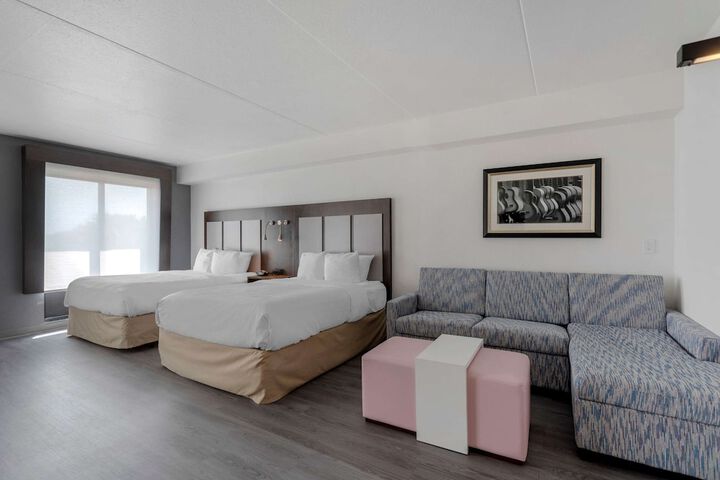 Room 14 of 38