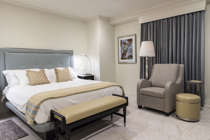 Room 15 of 43