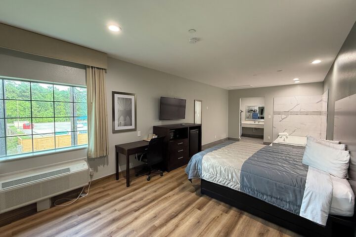 Scottish Inn & Suites - IAH Airport
