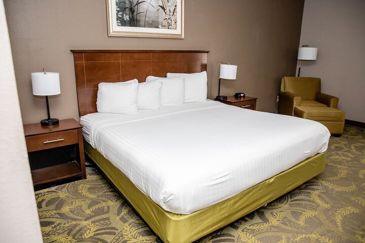 Carpenter Street Hotel