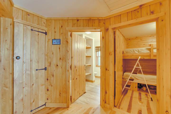 Lake Champlain Vacation Rental With Boat Dock!