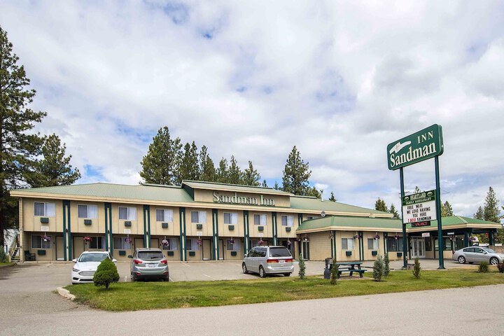 Hotel 2 of 27